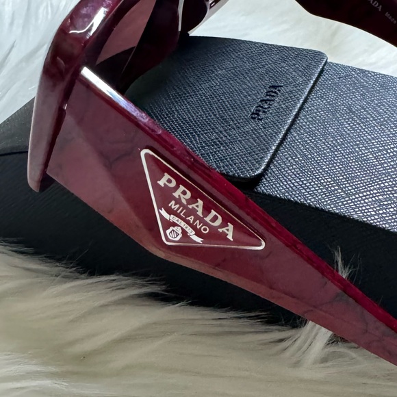 NWT Prada PR13ZS 15D08S Etruscan Marble Red Cat Eye Women Sunglasses - Picture 6 of 15